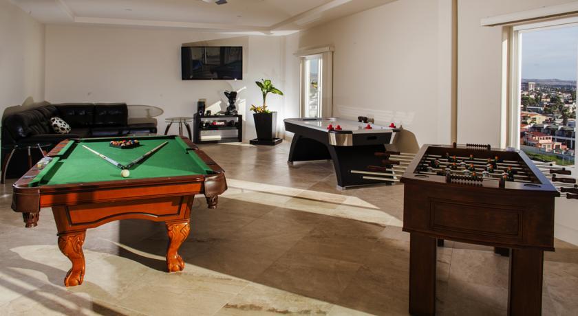 روزاريتو Playa Bonita Luxury Suites الغرفة الصورة