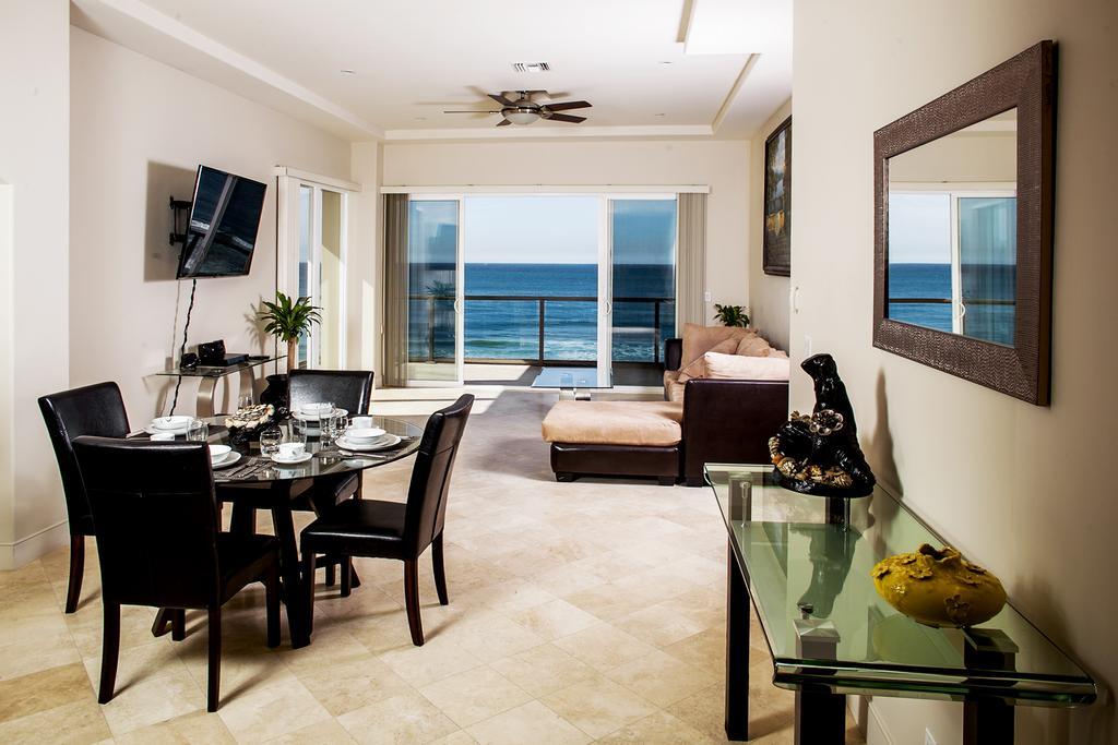 روزاريتو Playa Bonita Luxury Suites الغرفة الصورة